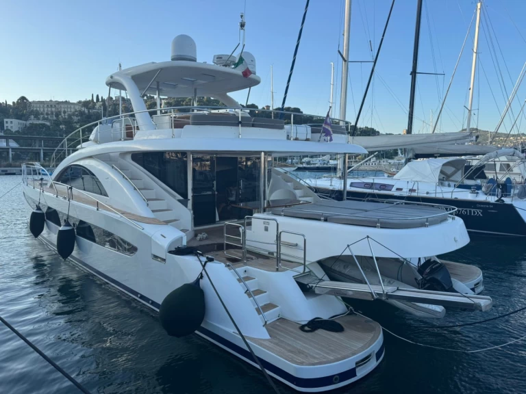 Boat rental VG 62 in Port Hercule on Samboat
