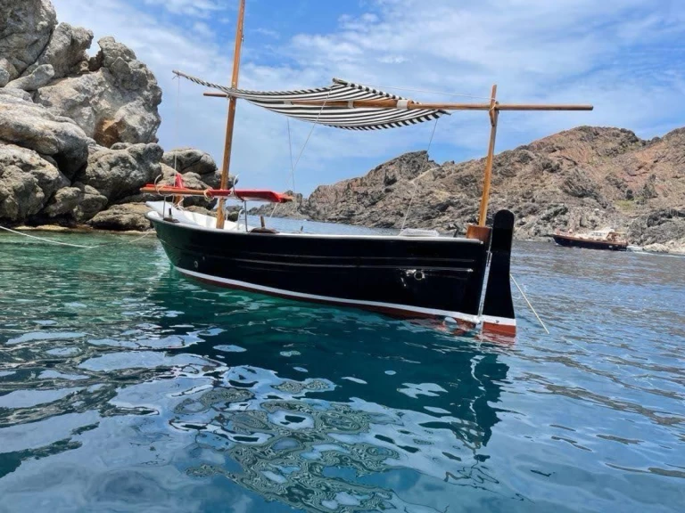 Rent a Pascual sole diesel Cadaqués