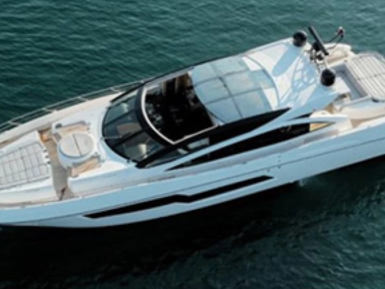 Luxury Yacht rental in Culebra - Sunseeker Predator 80