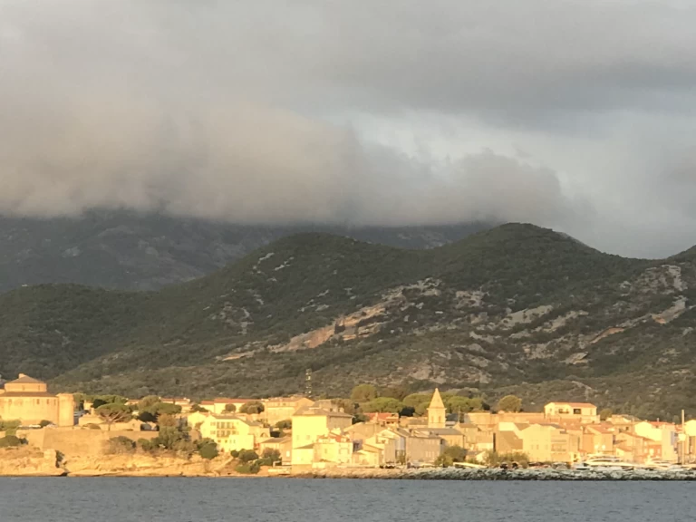 Jeanneau Sun Odyssey 40 DS in Saint-Florent on SamBoat