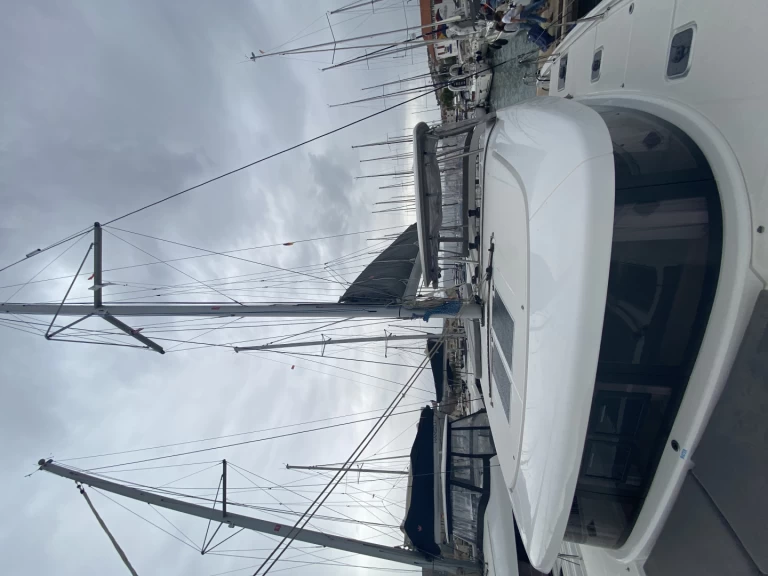 Boat rental Lagoon Lagoon 42 in Trogir on Samboat