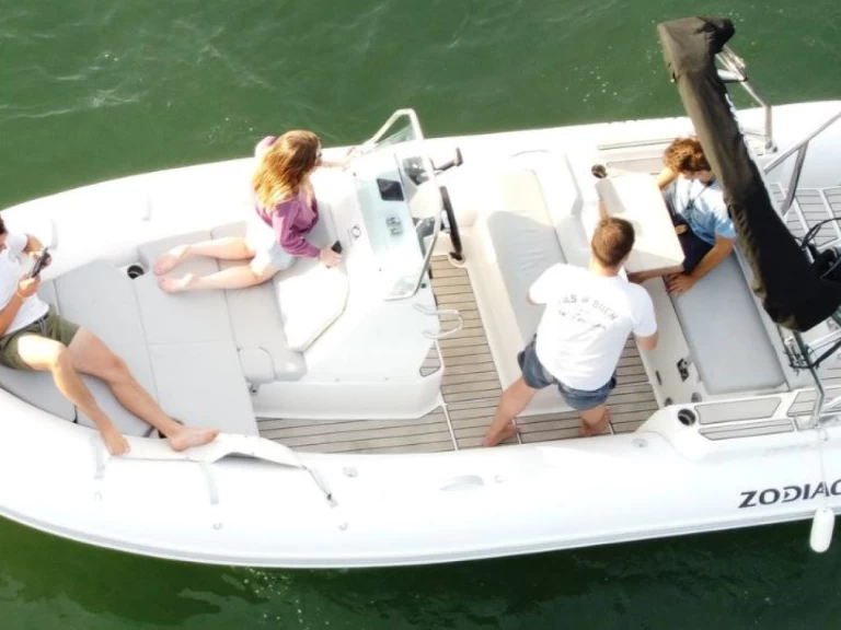 Yacht charter Arcachon cheap Medline 5.8