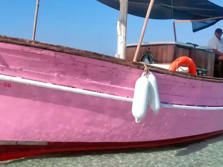 Motorboat rental in La Savina - Llaut Tradicional