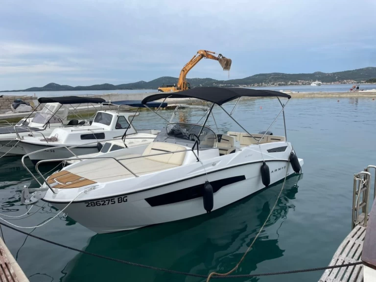Motorboat for rent Biograd na Moru at the best price