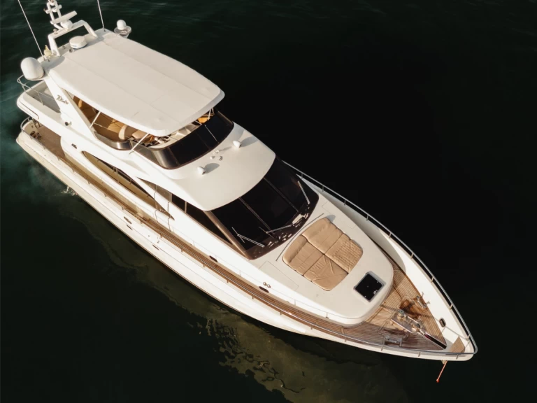 Azimut Azimut 70 in Cartagena on SamBoat