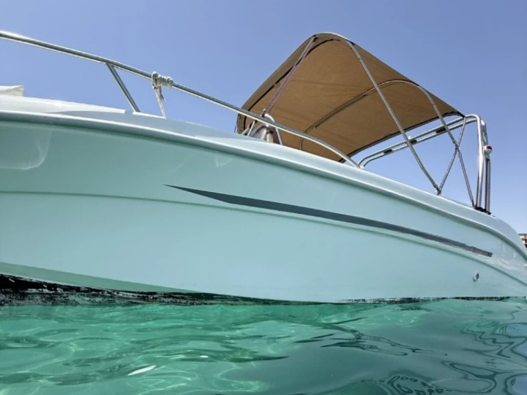 Motorboat rental in Alicante - Sessa Marine Key Largo 23