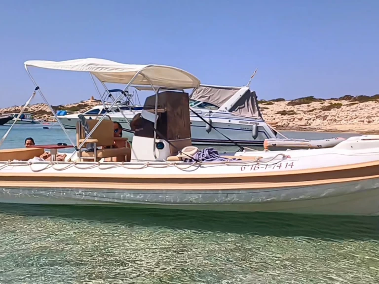 Rent a Gommonautica G65 Ibiza Town
