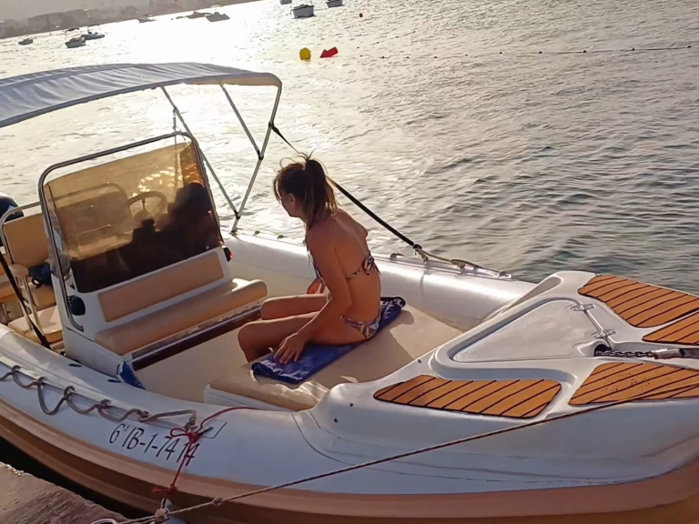 RIB rental in Ibiza Town - Gommonautica G65