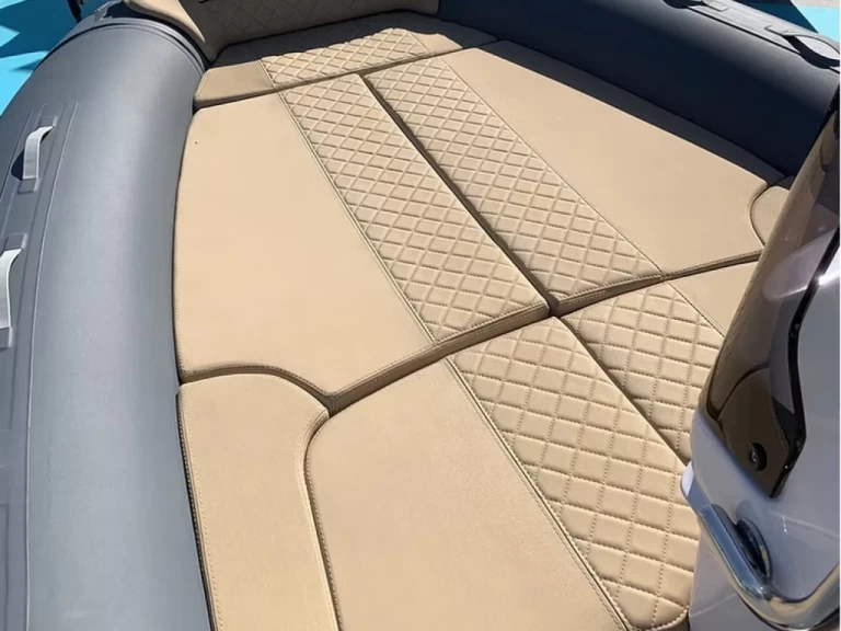 Bareboat Rental RIB Salpa with a boat licence