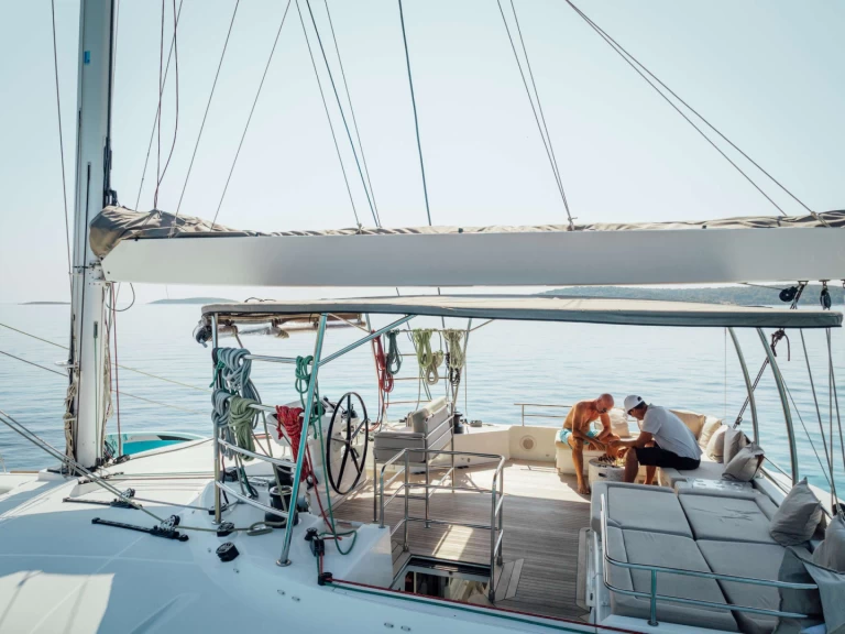 Luxury Yacht rental in Split - Lagoon Baza