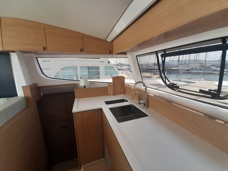 Catamaran for rent Lefkáda at the best price