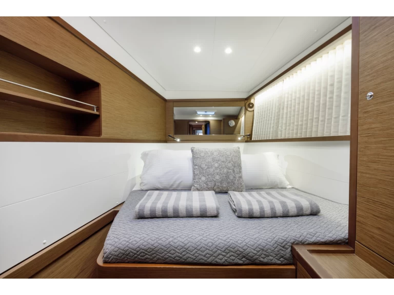 Boat rental Lagoon Lagoon 450 F in Kos on Samboat