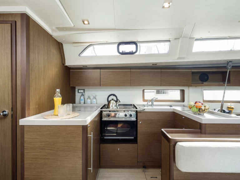 Yacht charter Kos cheap Oceanis 51.1 / owner's version