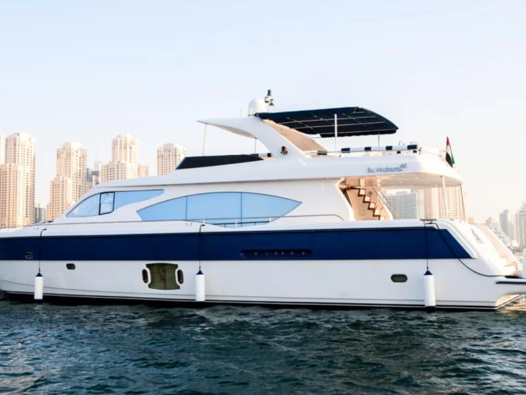 Luxury Yacht rental with or without captain Dubai Marine Dubai Marina