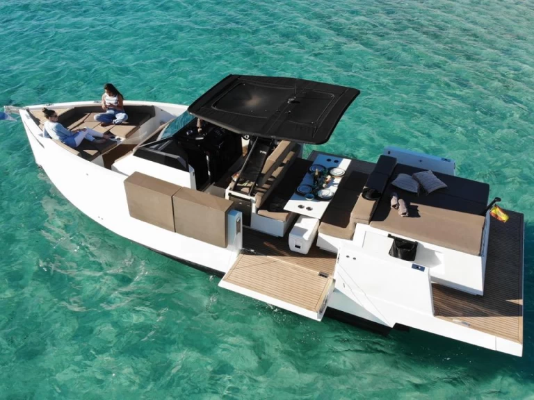 Motorboat rental with or without captain De Antonio Ibiza Town