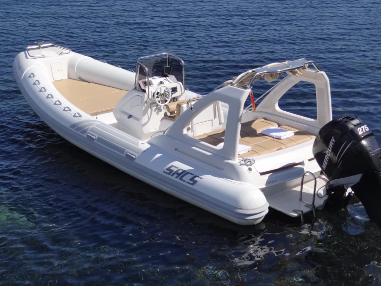 Motorboat for rent Ibiza Town at the best price