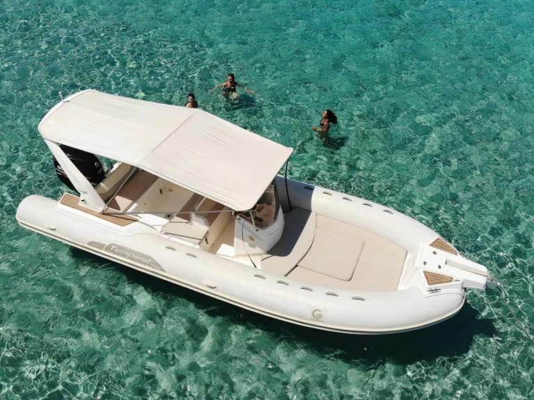 Motorboat for rent Ibiza Town at the best price