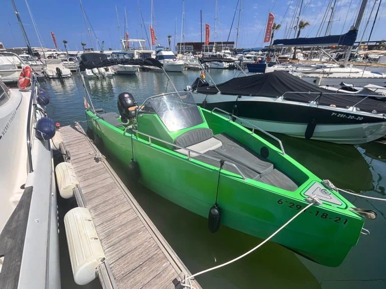 Bareboat Rental Motorboat Nuva with a boat licence