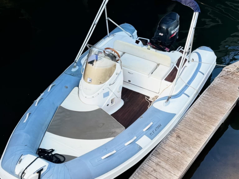 Boat rental Joker Boat Wide 520 in Hyères on Samboat