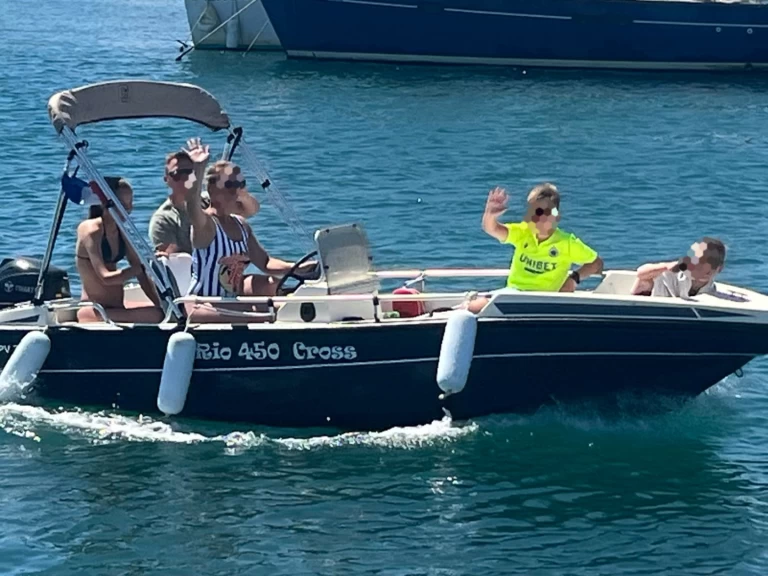 Bareboat Rental Motorboat Rio Yachts with a boat licence