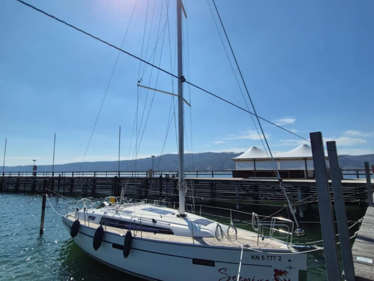 Bavaria Bavaria 37 charter bareboat or captained in  Bodman-Ludwigshafen