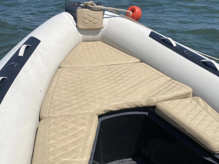 Bareboat Rental RIB Highfield with a boat licence