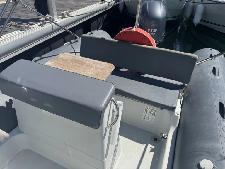 RIB rental with or without captain Zodiac Port la Forêt