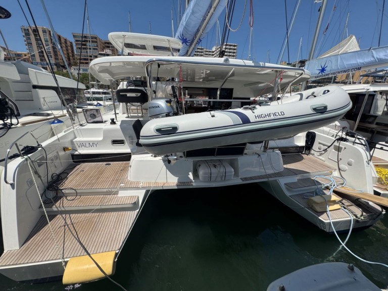 Catamaran for rent Palma de Mallorca at the best price
