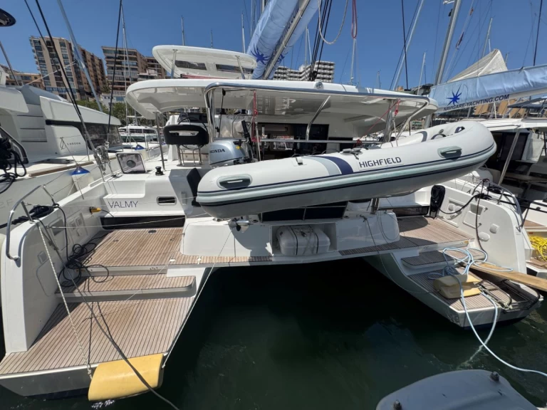 Catamaran for rent Palma de Mallorca at the best price