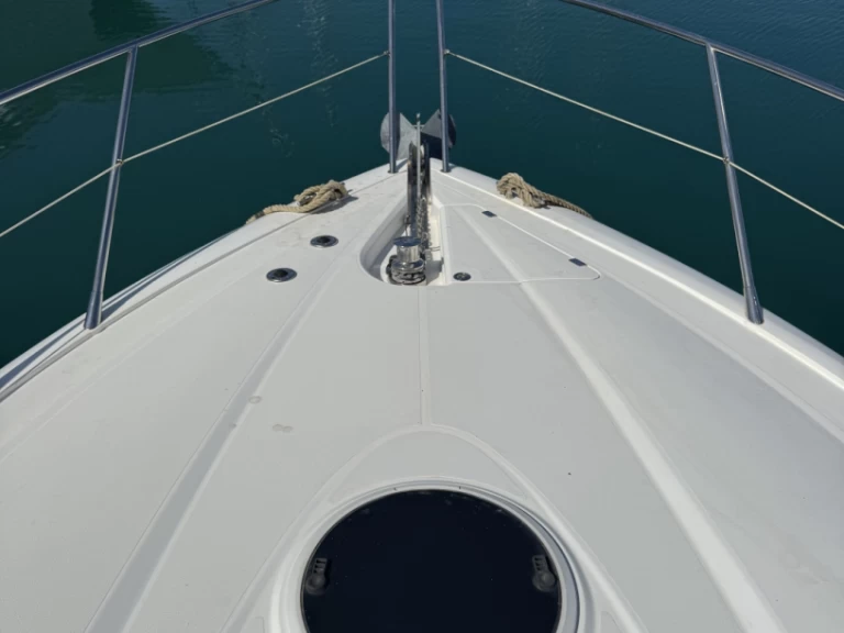 Boat rental Sunseeker Portofino 53 in Roquebrune-Cap-Martin on Samboat