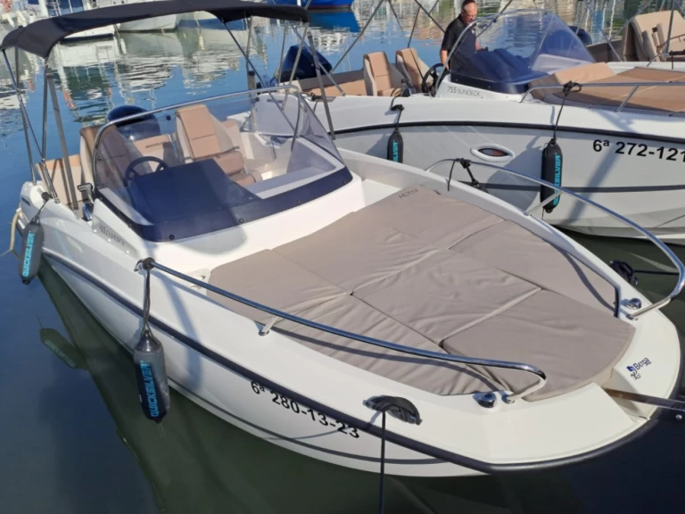 Quicksilver Activ 605 Sundeck in Cambrils on SamBoat