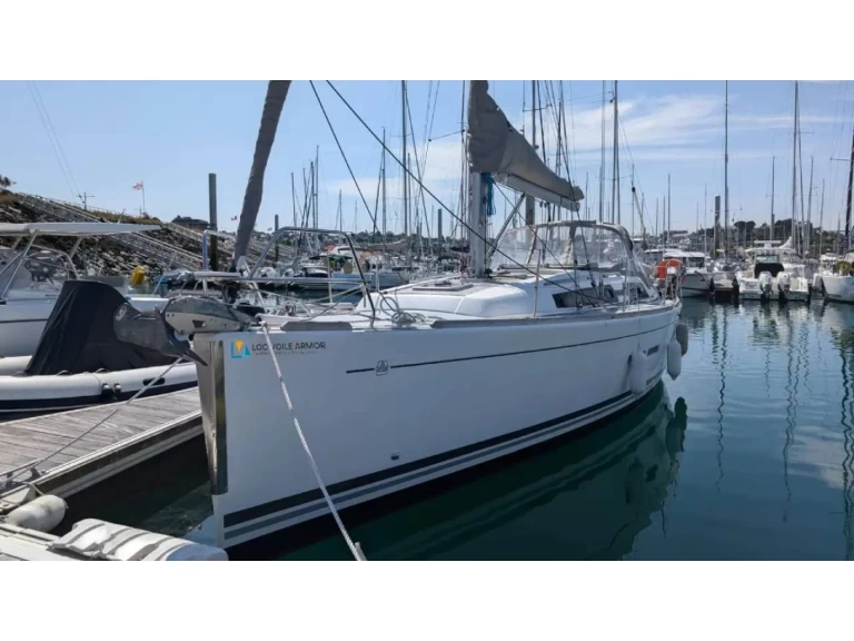 Sailboat rental with or without captain Dufour Saint-Quay-Portrieux