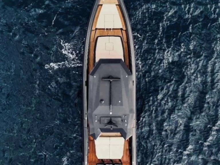 Boat rental Sea Water Kymera 53 in Bonifacio on Samboat