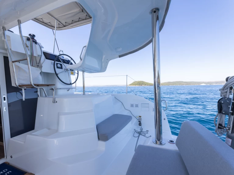 Lagoon Lagoon 38 in Rogoznica on SamBoat