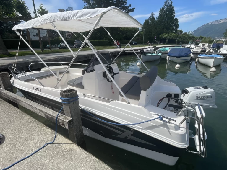 AM Yacht Titanium 460 in Sevrier on SamBoat