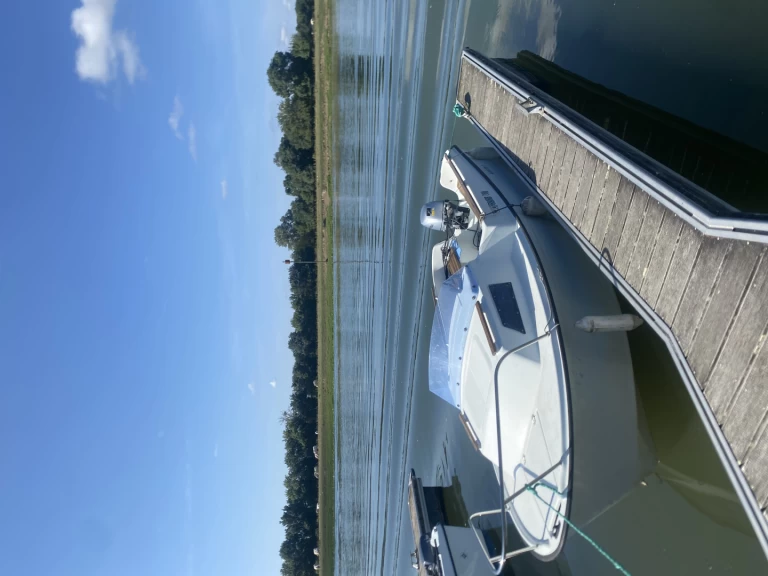 Boat rental Bénéteau Californie 440 in Écouflant on Samboat