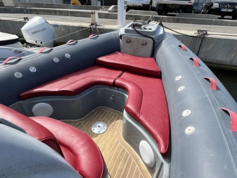 Boat rental Wimbi Boats W7i in Saint-Raphaël on Samboat