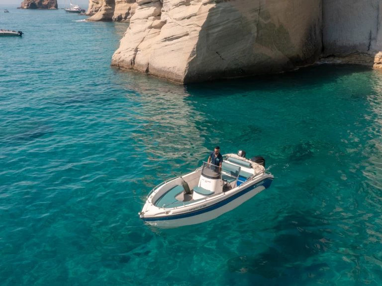 Rent a Poseidon BLU WATER 185 Mílos