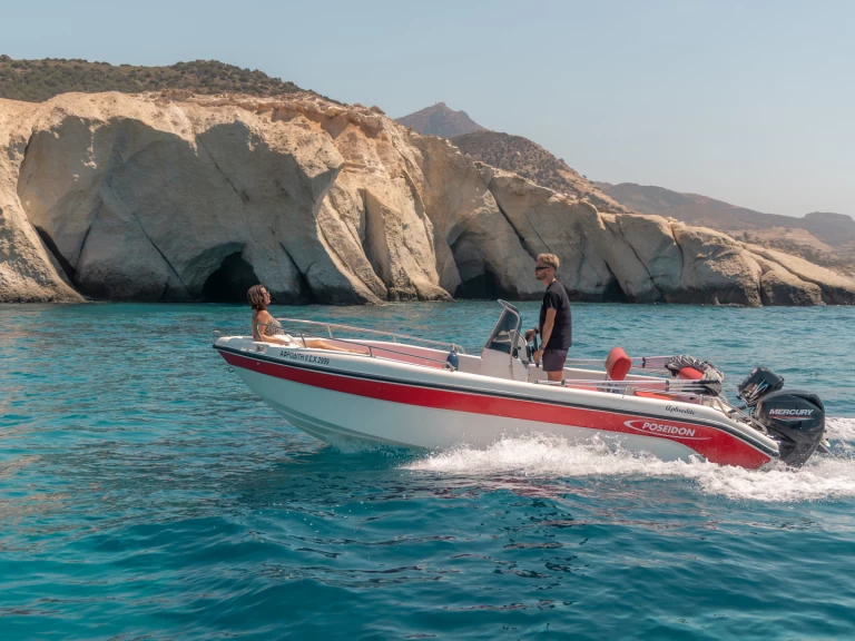 Poseidon BLU WATER 185 in Mílos on SamBoat