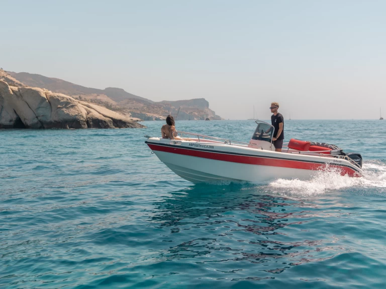 Rent a Poseidon BLU WATER 185 Mílos