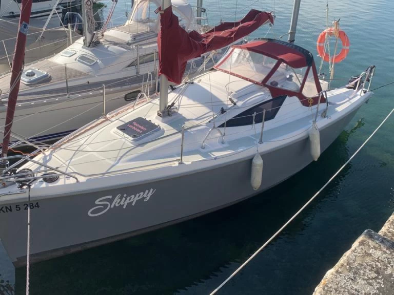 Bareboat Rental Sailboat henk with a boat licence