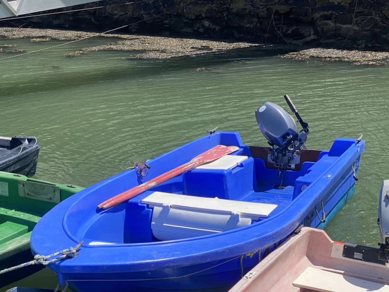 Bareboat Rental Motorboat Neveux with a boat licence