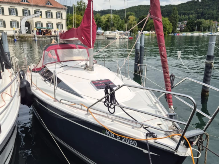 Sailboat for rent Bodman-Ludwigshafen at the best price