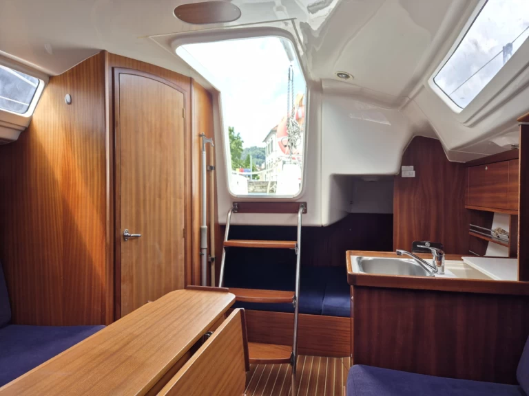 Bareboat Rental Sailboat henk with a boat licence