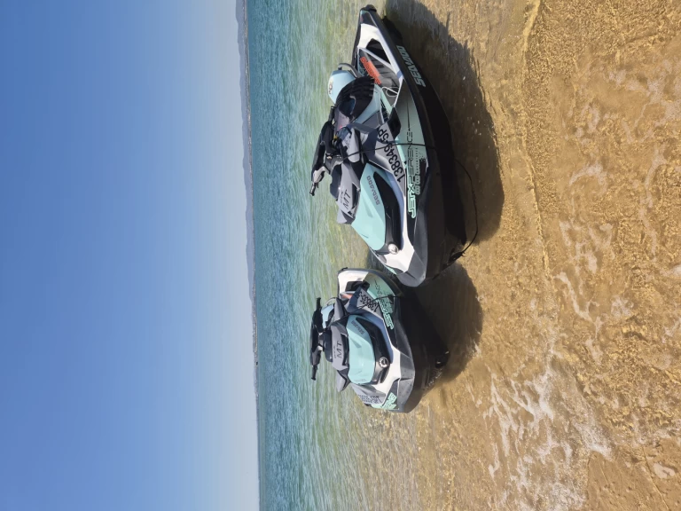 Boat rental Yamaha Yamaha VX in Faro on Samboat