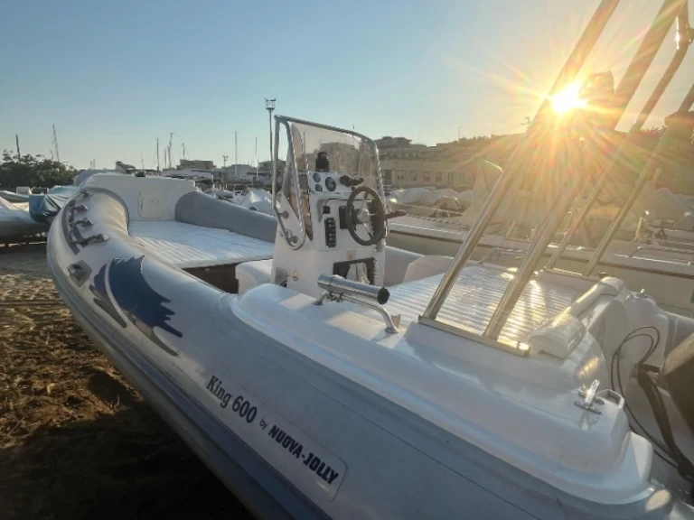 Rent a Nuova Jolly King 600 Anzio