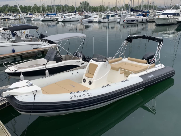 Rodman Tarpon 790 LX in Santander on SamBoat