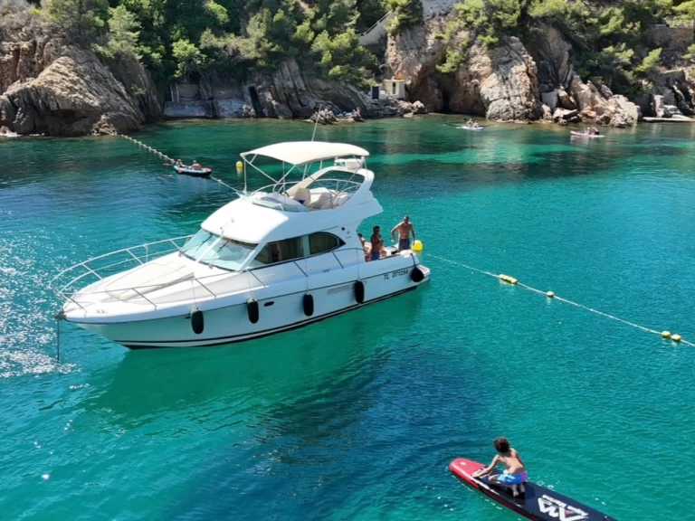 Motorboat for rent Marseille at the best price