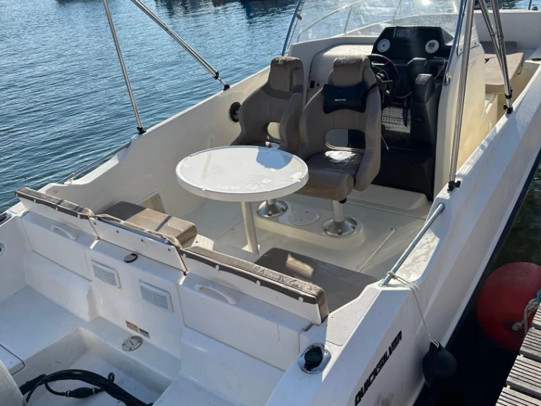 Motorboat rental with or without captain Allegra Boats Marseille