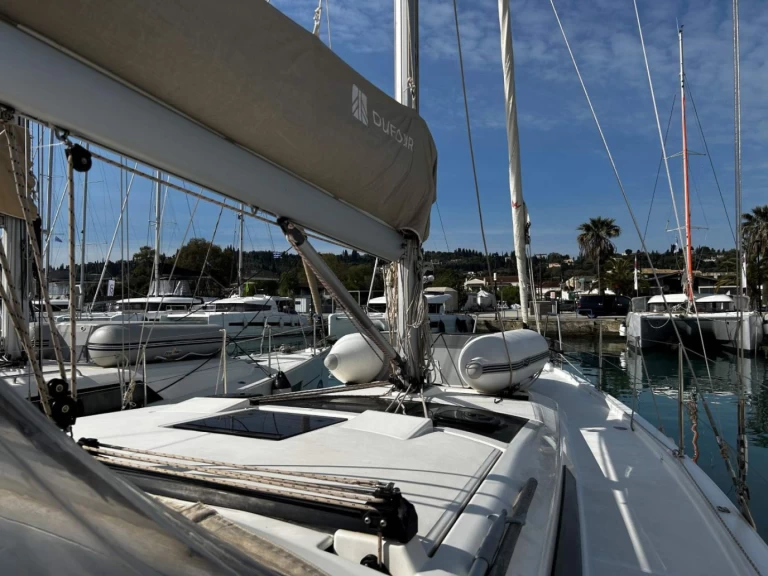 Rent a Dufour Dufour 390 GL Gouvia